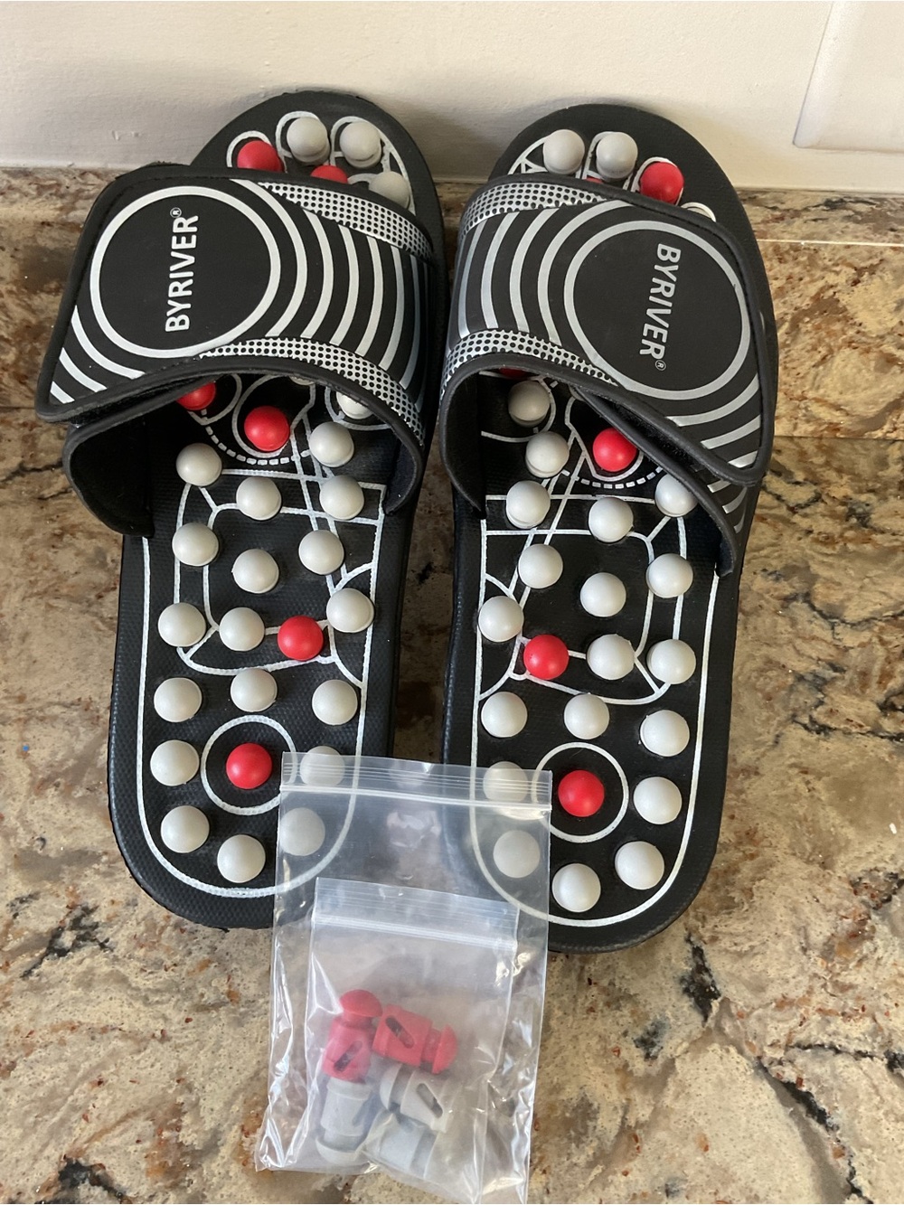 UNISEX BYRIVER rotating shiatsu massage sandals slippers Size is M.